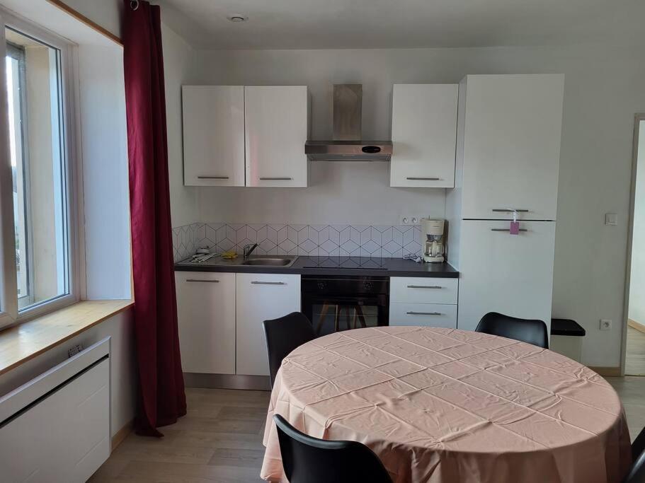 Appartement 40 M² Proche Rempart Langres Buitenkant foto