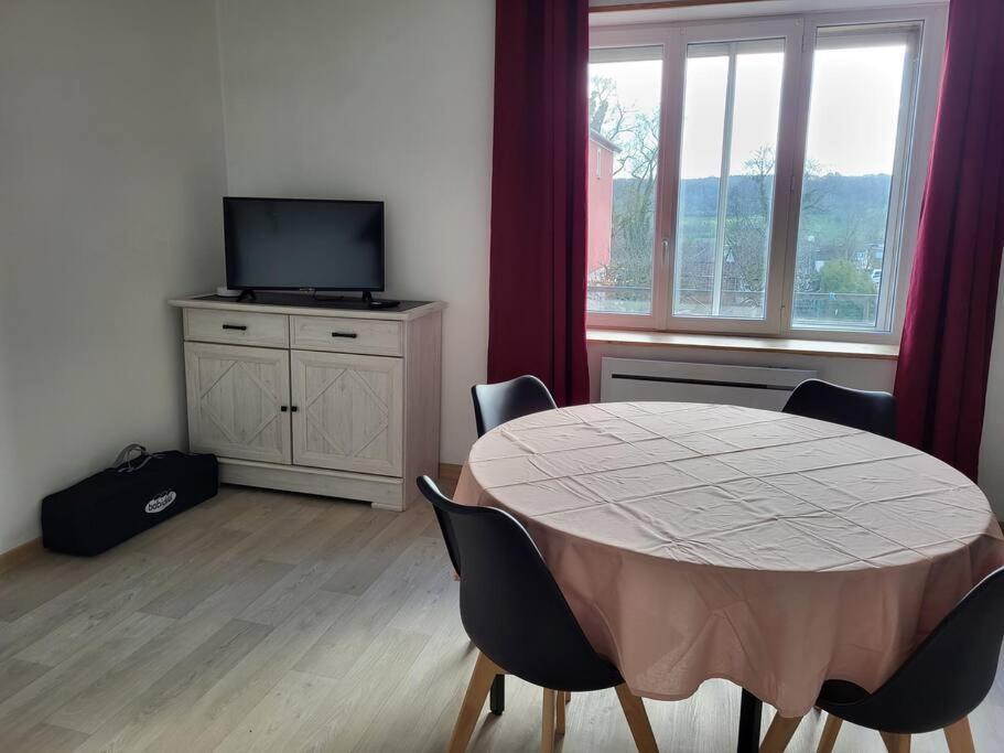 Appartement 40 M² Proche Rempart Langres Buitenkant foto