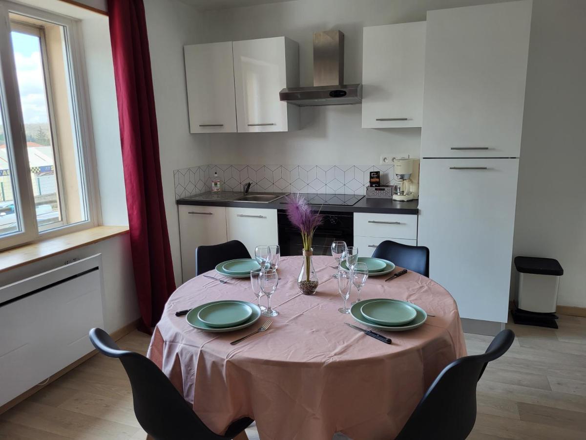 Appartement 40 M² Proche Rempart Langres Buitenkant foto